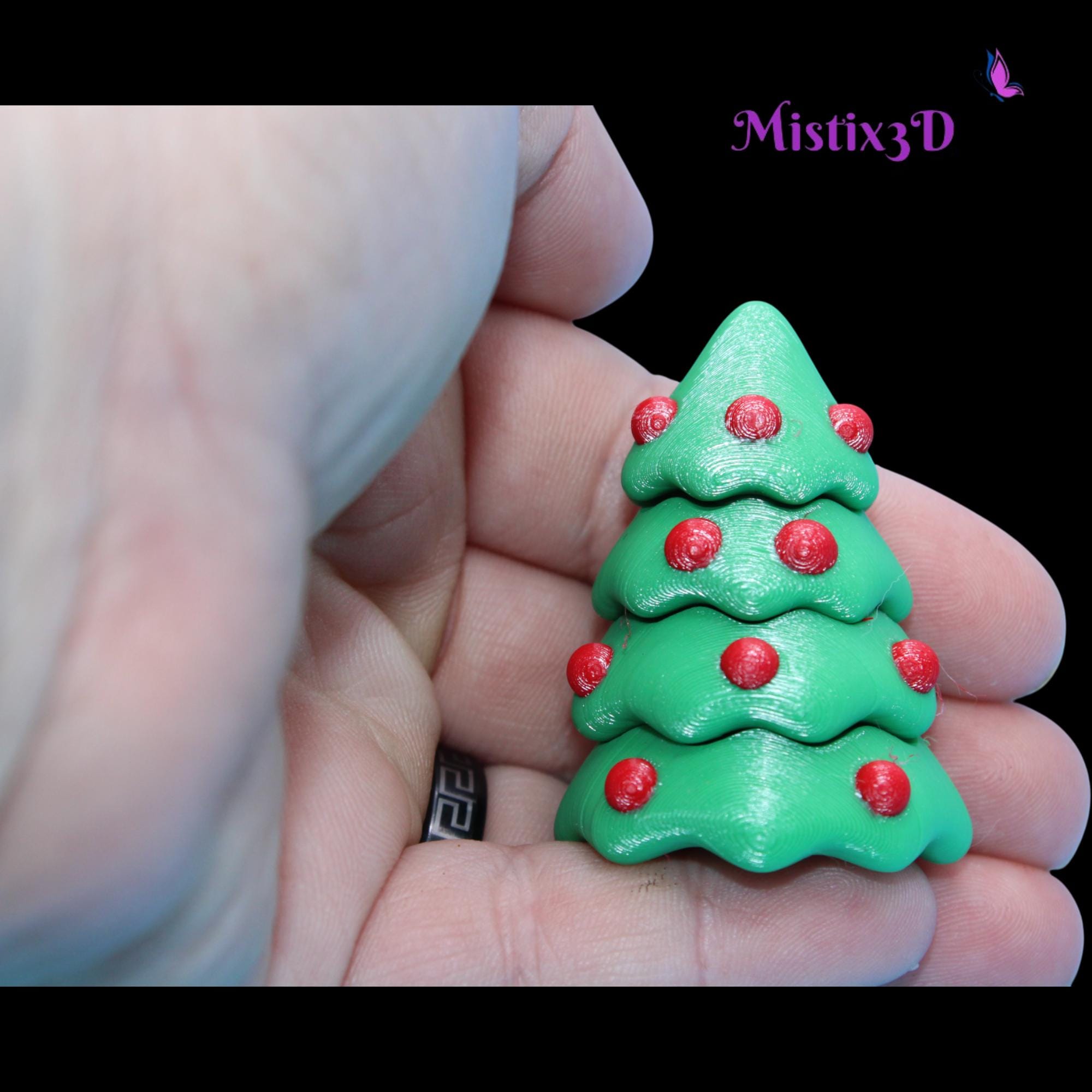 Christmas Tree with/without Eyes | Funny Holiday Desk Decor | 3D Printed | Kawaii Xmas Gift