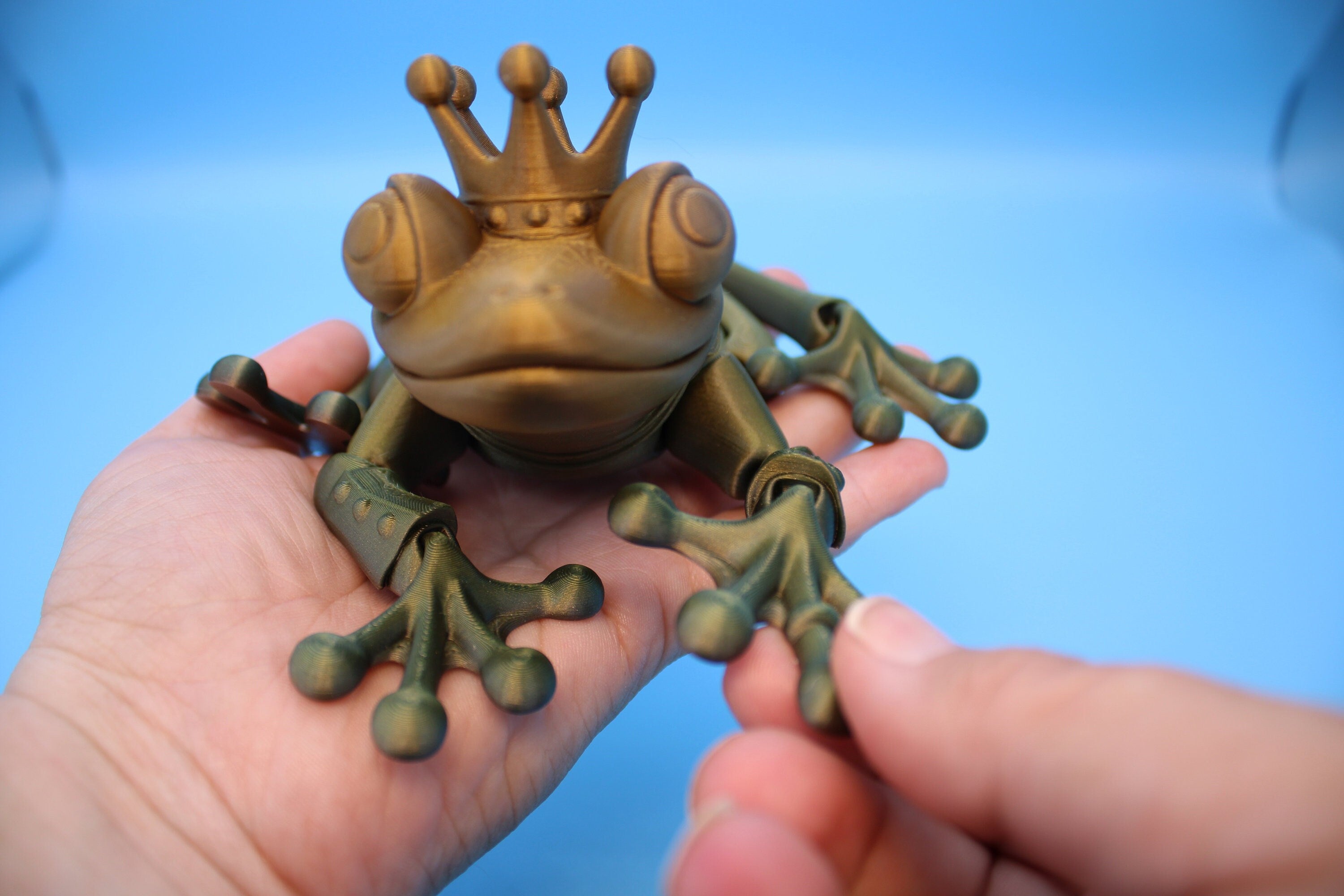 Prince Frog | Cute Flexi Toy | Articulating Frog | 3D Printed.