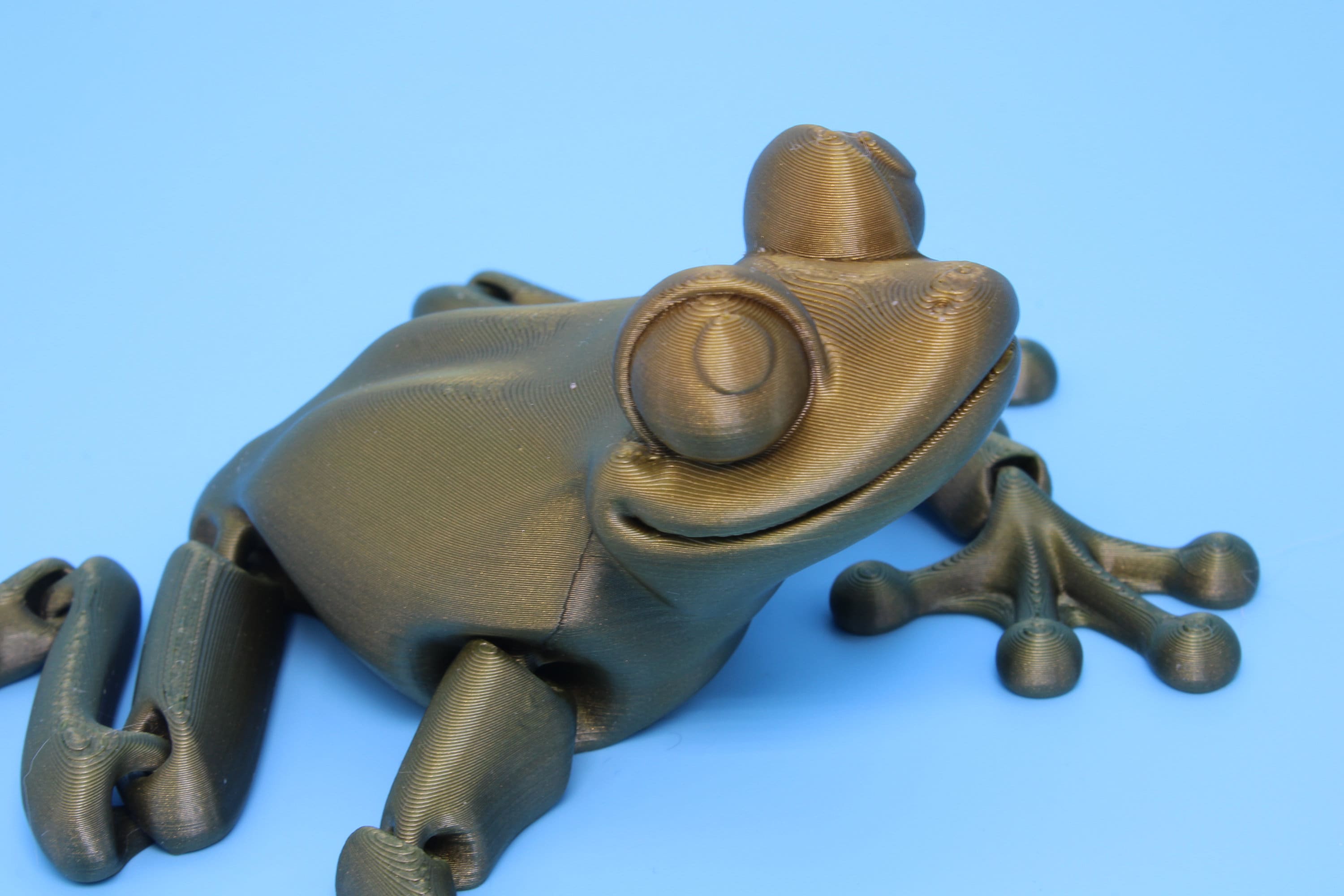 Frog | Cute Flexi Toy | Articulating Frog | 3D printed Unique Fidget | Desk Buddy | Sensory Toy | Stim Toy | Small Flexi Toy.